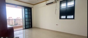 Room in 3 BHK Apartment at Hiranandani Lake Enclave Glendale, Thane West – for Rent