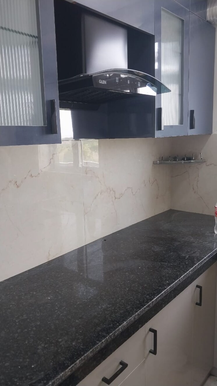 Kitchen, smart-world-gems 3.5 Bedroom 1495 Sq.Ft. Builder Floor In Sector 89 Gurgaon 9313836