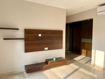 Furnished Amenities in 3 BHK Apartment at L&T Emerald Isle, Powai – for Rent