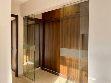 Room in 3 BHK Apartment at L&T Emerald Isle, Powai – for Rent