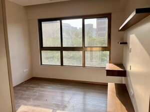 Room in 3 BHK Apartment at L&T Emerald Isle, Powai – for Rent