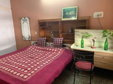 Bedroom in 1 RK Independent House at Sector 7 – for Rent