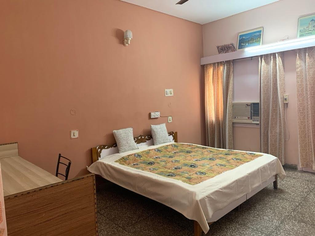 1 Rk+ Pooja Room Independent House For Rent in Excellent House