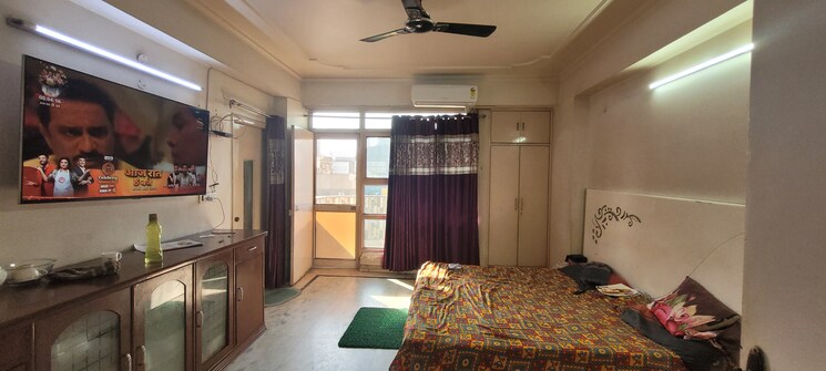 Bedroom, supertech-rameshwar-orchids 4 Bedroom 2500 Sq.Ft. Apartment In Dabur Chowk Ghaziabad 9313853