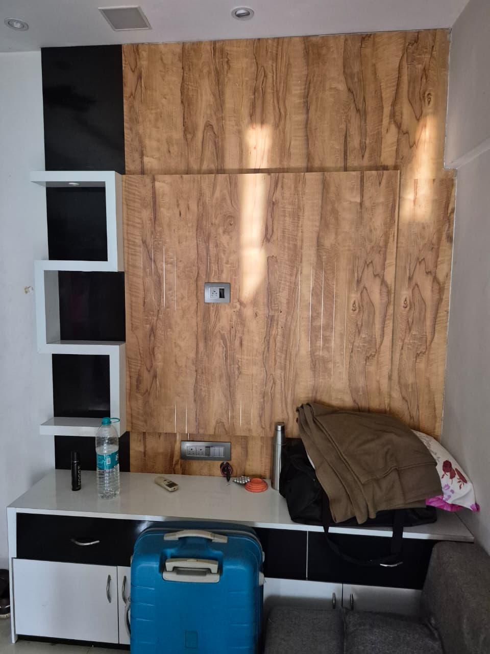 1 BHK Apartment For Rent in On Request 