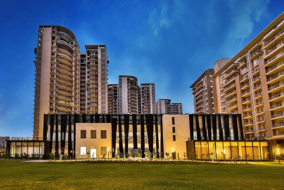 4 BHK + Servant Room 3880 Sq.Ft. Apartment in Indiabulls Enigma