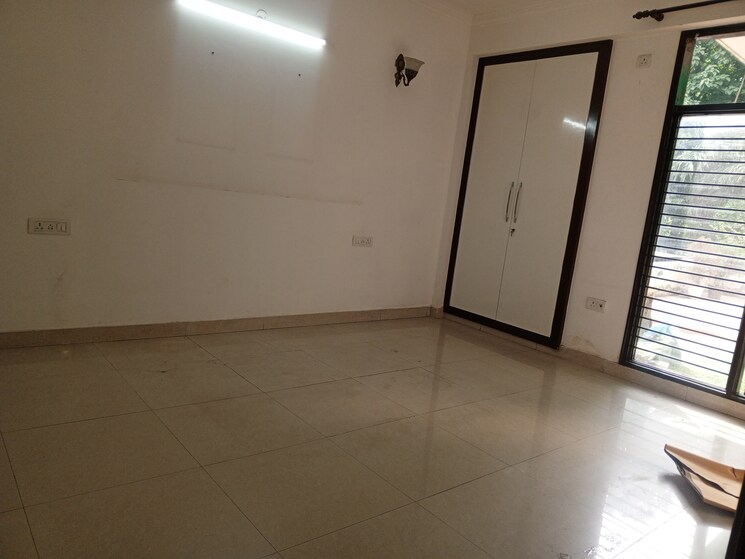 Room, ansal-sushant-lok-i 3.5 Bedroom 2340 Sq.Ft. Builder Floor In Sector 43 Gurgaon 9313849