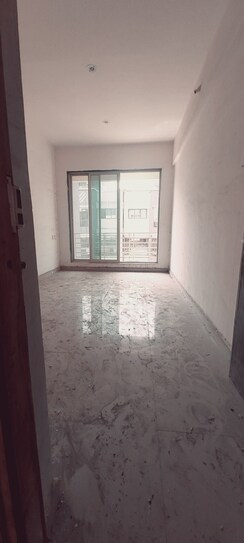 1 BHK + Extra Room Apartment For Sale in Kalwa