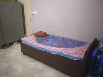 Room in  Pg at Sector 8 – for Rent