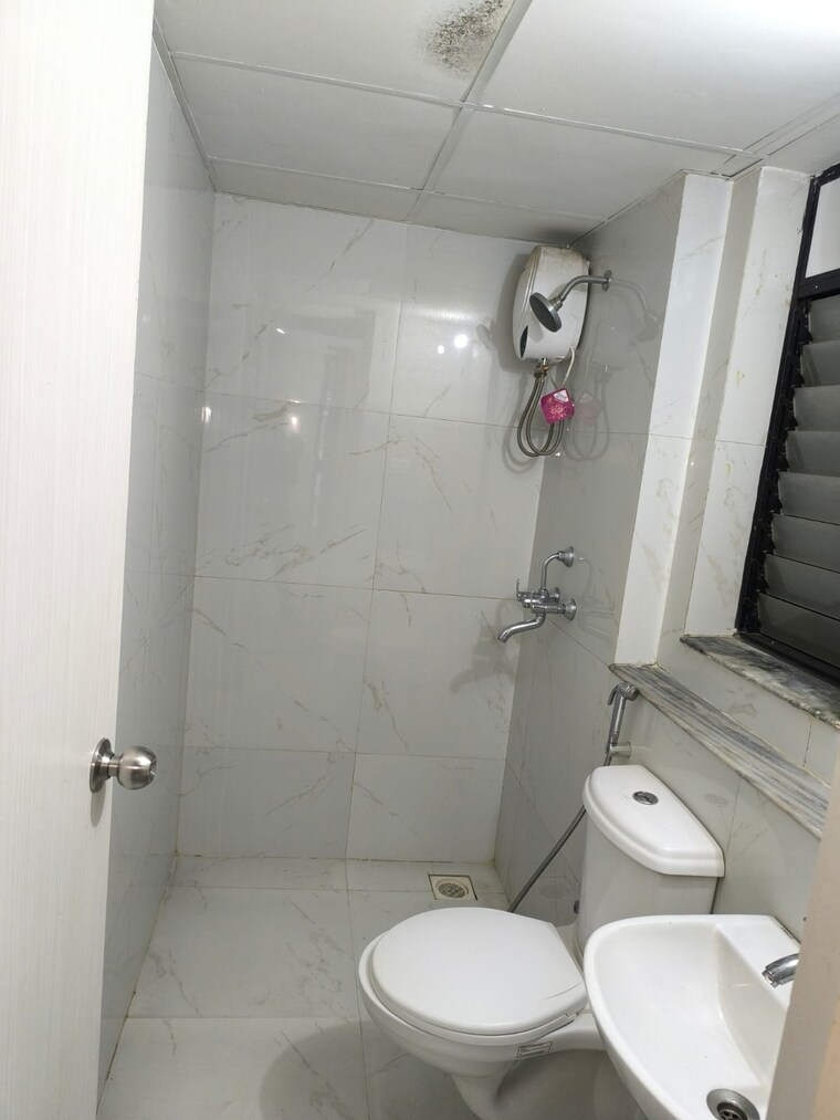 Bathroom, lodha-codename-premier 1 Bedroom 670 Sq.Ft. Apartment In Dombivli East Thane 9313954