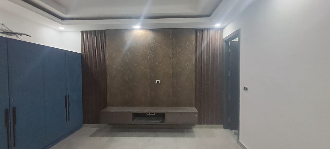 3.5 BHK Builder Floor For Sale in Sector 7