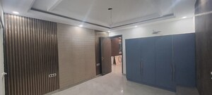 Room in 3.5 BHK Builder Floor at Sector 7 – for Sale