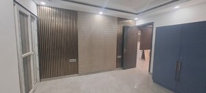 Room in 3.5 BHK Builder Floor at Sector 7 – for Sale