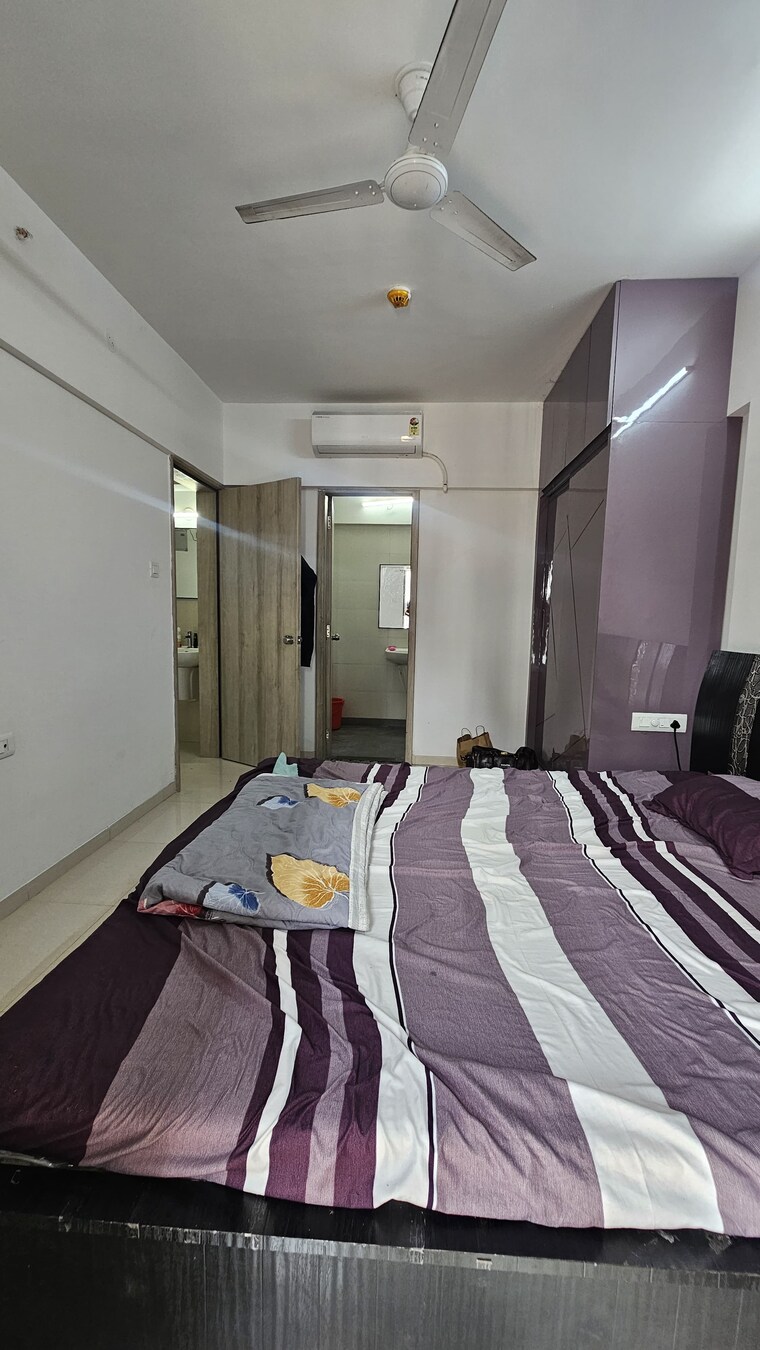 Master Bedroom, shree-venkatesh-graffiti-glover 2 Bedroom 778 Sq.Ft. Apartment In Keshav Nagar Pune 9314052