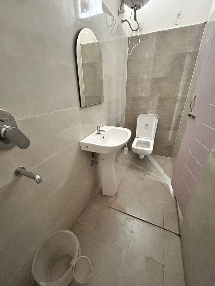 Bathroom, sector 11 1 RK 450 Sq.Ft. Independent House In Sector 11 Panchkula 9314078