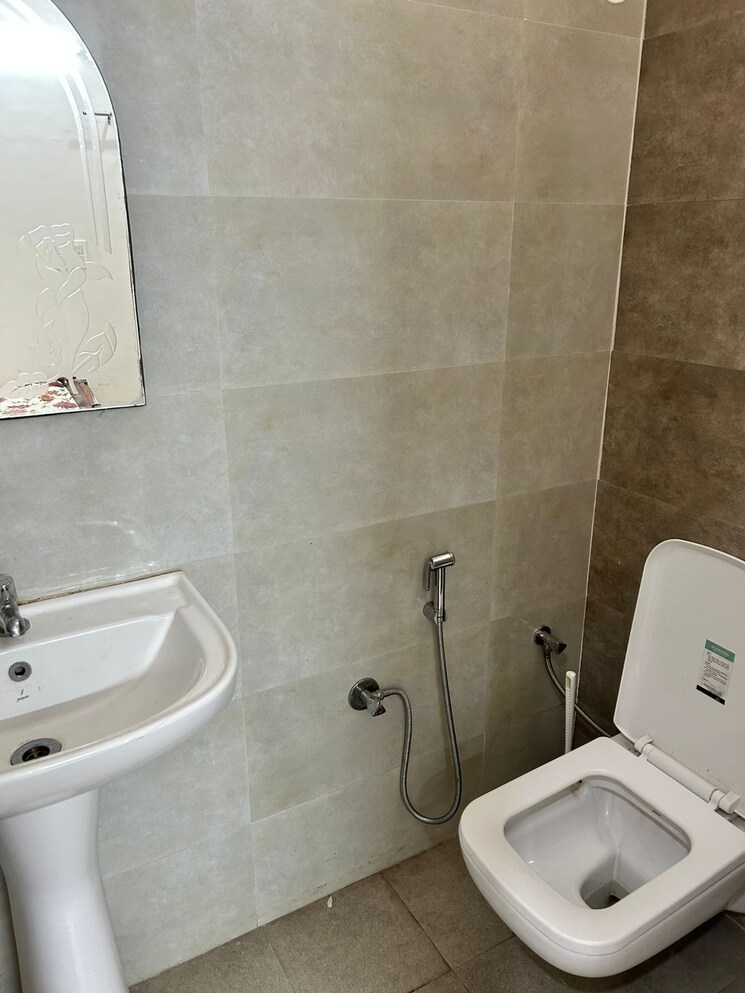 Bathroom, sector 11 1 RK 450 Sq.Ft. Independent House In Sector 11 Panchkula 9314078