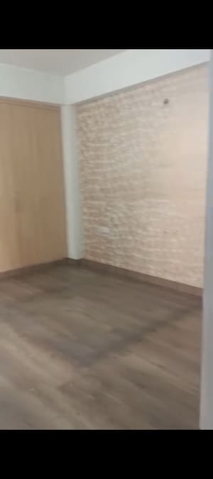 Room in 2.5 BHK Apartment at Hawelia Valencia Homes, Sector 1 Greater Noida – for Sale