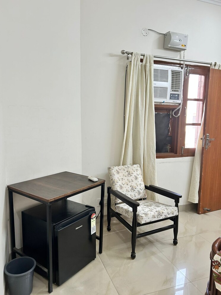 Bedroom, sector 11 1 RK 450 Sq.Ft. Independent House In Sector 11 Panchkula 9314078