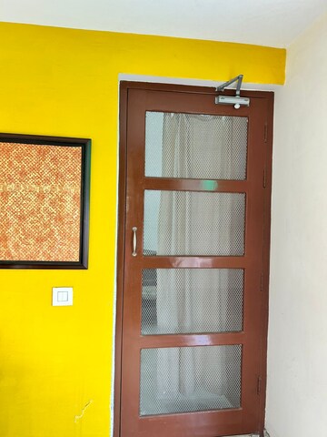 Room in 1 RK Independent House at Sector 11 – for Rent