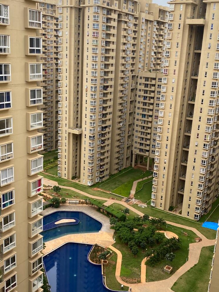 Exterior View, bhartiya-nikoo-homes 2.5 Bedroom 1265 Sq.Ft. Apartment In Thanisandra Main Road Bangalore 9314086