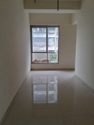 Room in  Office Space at Borivali East – for Rent