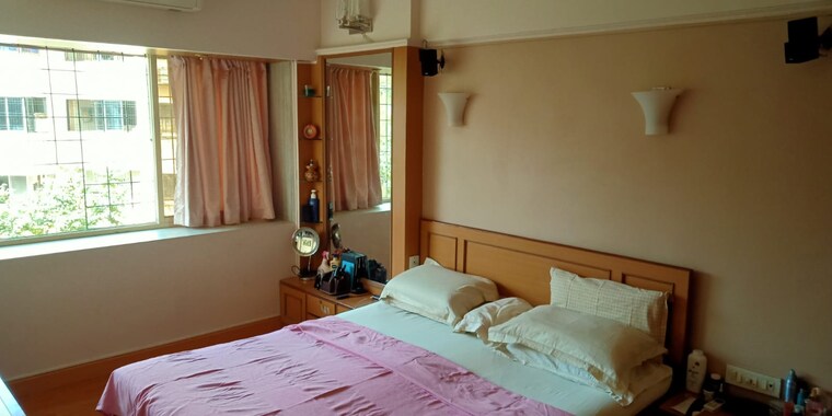 Bedroom, hiranandani-garden-eden-iii 3 Bedroom 1500 Sq.Ft. Apartment In Powai Mumbai 9314172