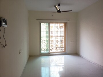 Living Room in 2.5 BHK Apartment at Rosa Oasis, Thane West – for Rent