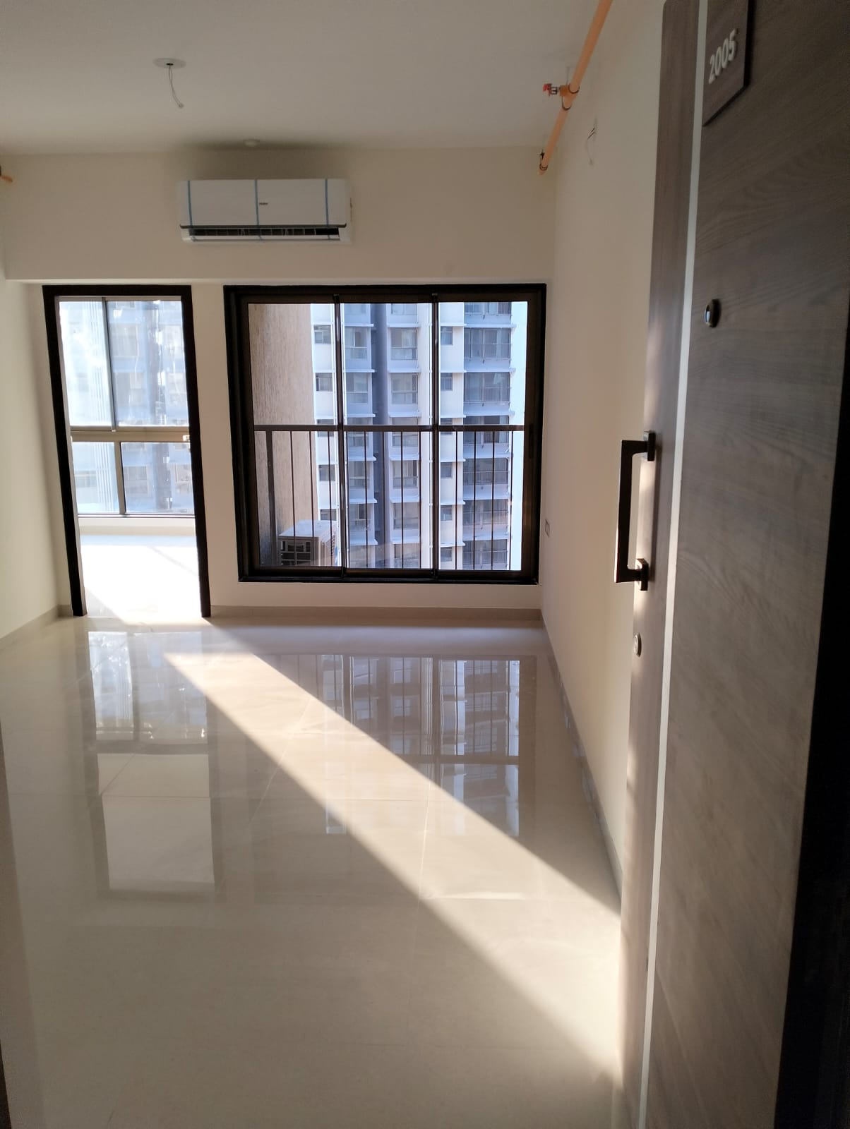 1 BHK Apartment For Sale in Chandak Nishchay