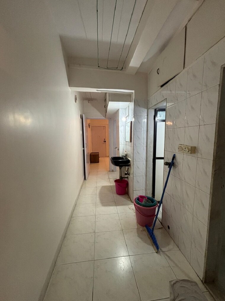 undefined, bandra west 1 Bedroom 550 Sq.Ft. Apartment In Bandra West Mumbai 9314241