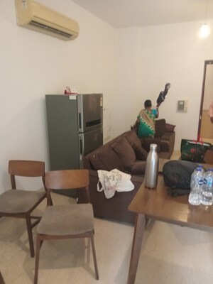 Furnished Amenities in 2 BHK Builder Floor at Dlf Phase ii – for Rent