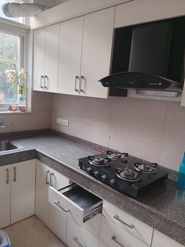 Kitchen, dlf phase ii 2 Bedroom 1060 Sq.Ft. Builder Floor In Dlf Phase ii Gurgaon 9314286