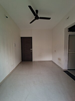 2 BHK Apartment For Rent in Nakshatra Pride-I, Naigaon East