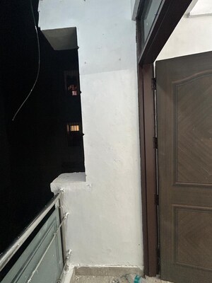 Building Lobby in 1 BHK Builder Floor at Saket – for Rent