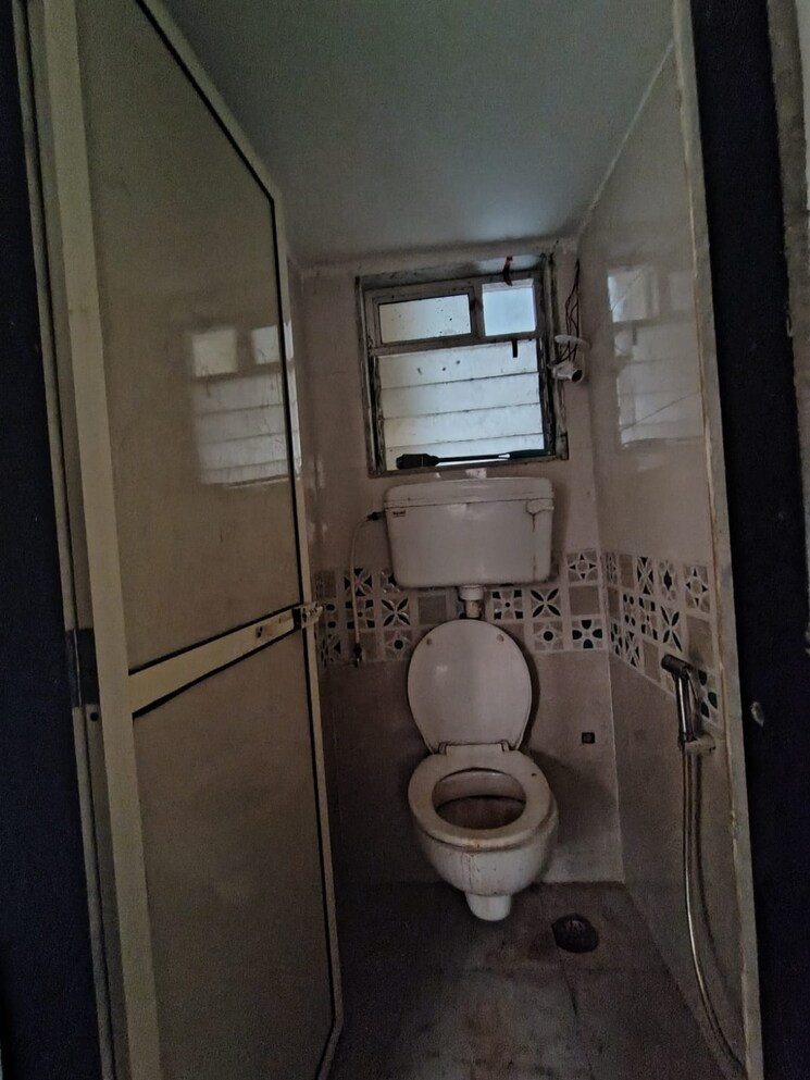 Bathroom, nakshatra-pride-i 2 Bedroom 560 Sq.Ft. Apartment In Naigaon East Palghar 9314269