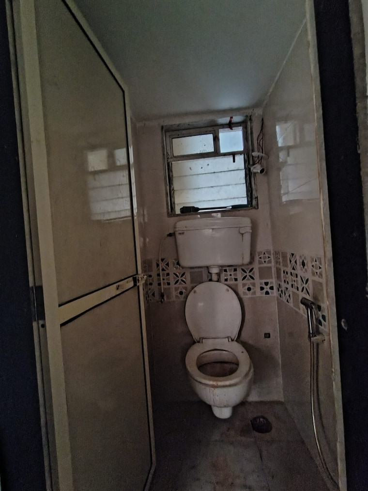 Bathroom, nakshatra-pride-i 2 Bedroom 560 Sq.Ft. Apartment In Naigaon East Palghar 9314269