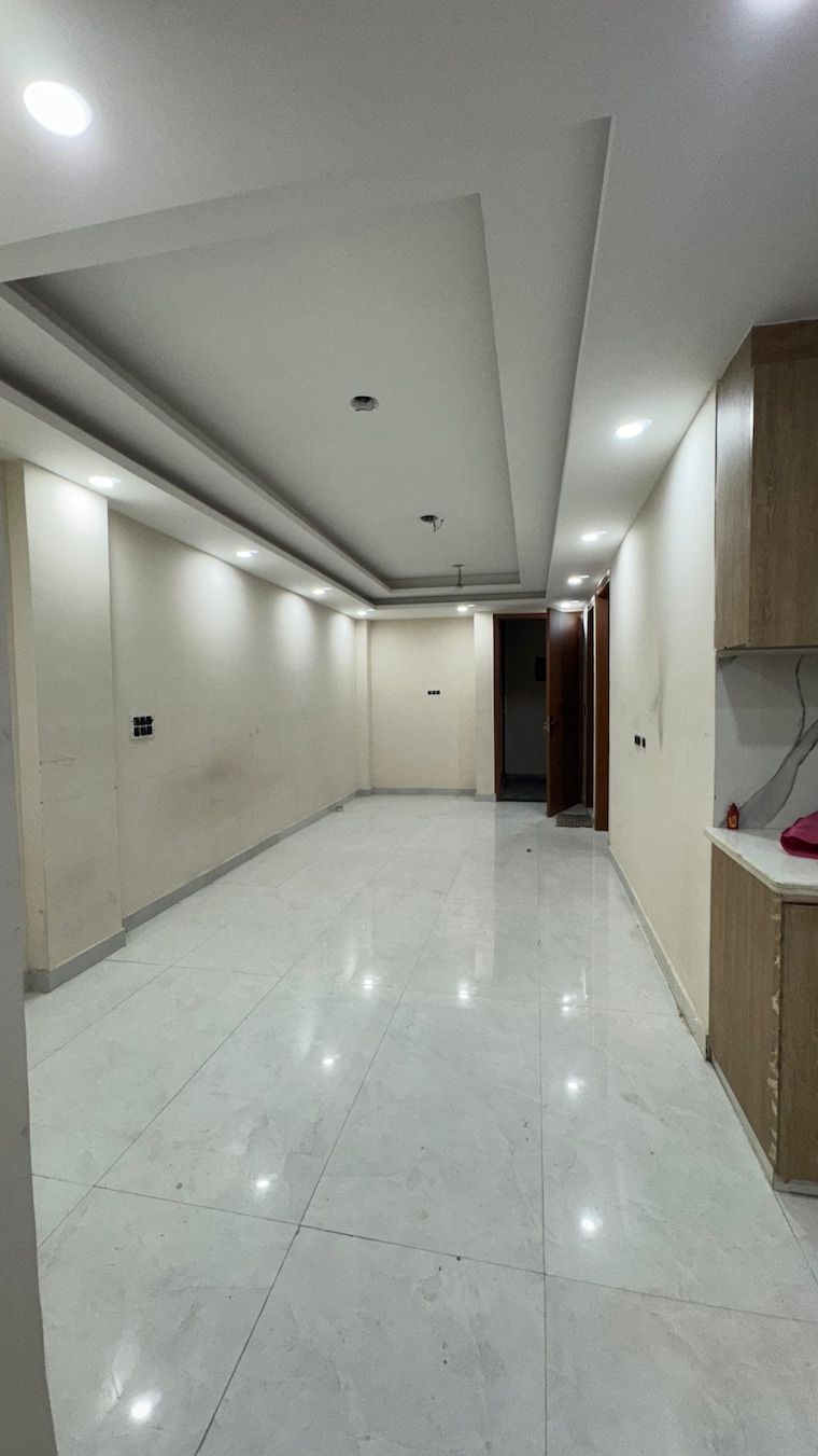 Kitchen, chattarpur 3 Bedroom 1200 Sq.Ft. Builder Floor In Chattarpur Delhi 9314280