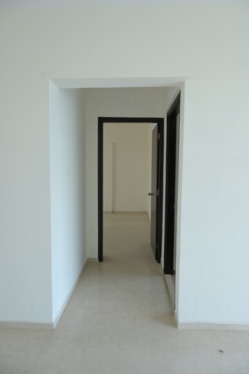 Room in 2 BHK Apartment at Avant Hillway, Goregaon East – for Sale