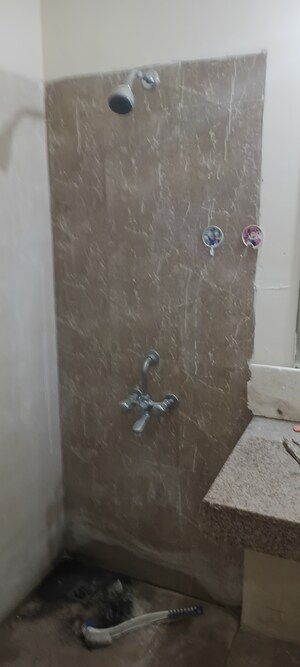 Room in 3 BHK Apartment at Umang Monsoon Breeze Phase I, Sector 78 – for Rent