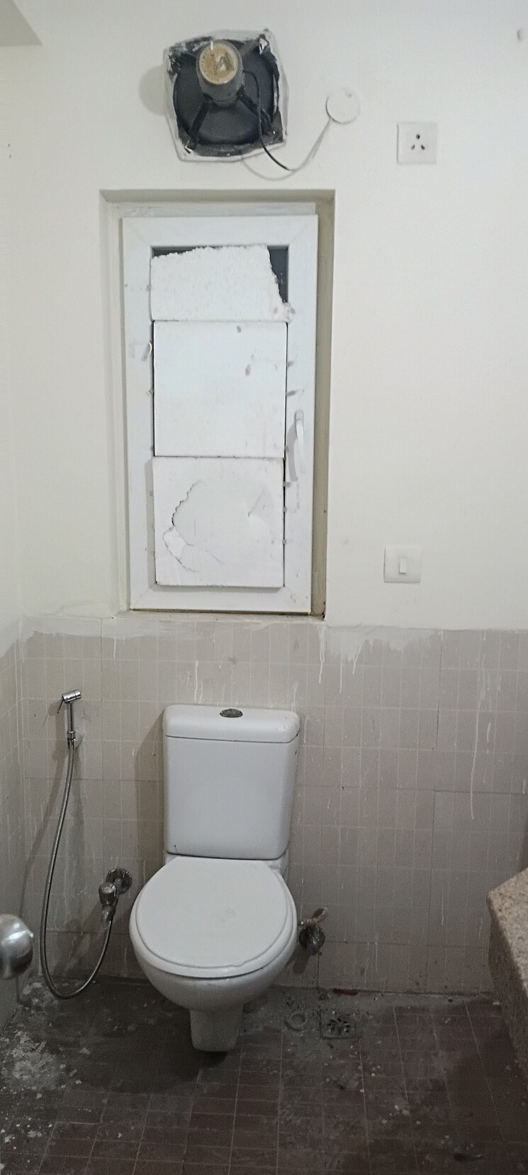 Bathroom, umang-monsoon-breeze-phase-i 3 Bedroom 1660 Sq.Ft. Apartment In Sector 78 Gurgaon 9314293