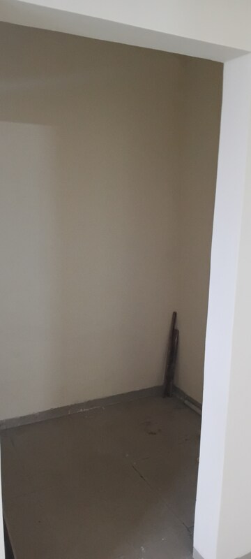 Room in 3 BHK Apartment at Umang Monsoon Breeze Phase I, Sector 78 – for Rent