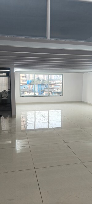 Room in  Office Space at Key Tech Park, Andheri West – for Rent