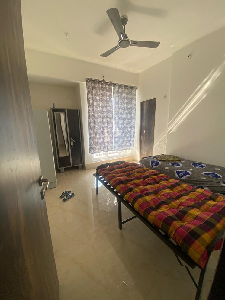 Bedroom, thane west Pg For Boys In Thane West 9314328