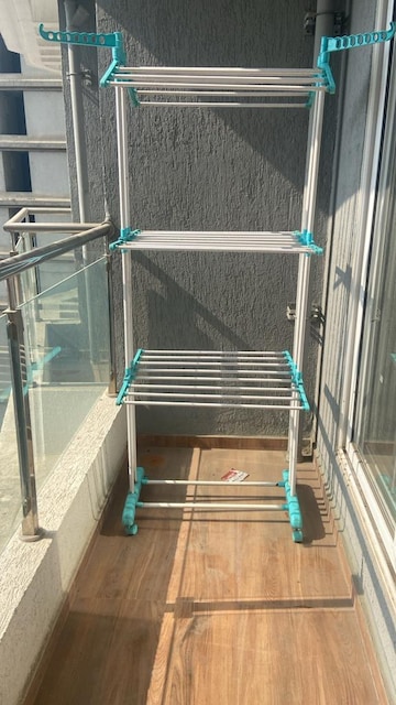 Staircase in  Pg at Thane West – for Rent