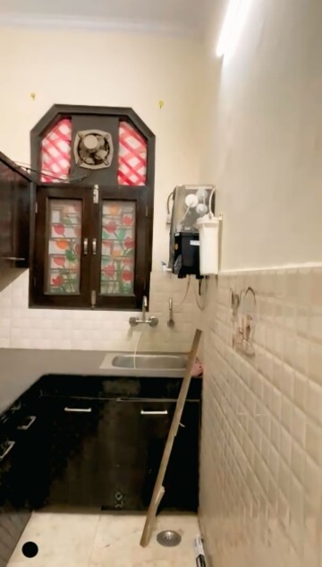 Kitchen in 2 BHK Builder Floor at Old Rajinder Nagar – for Rent