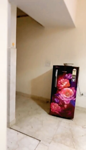 Furnished Amenities in 2 BHK Builder Floor at Old Rajinder Nagar – for Rent