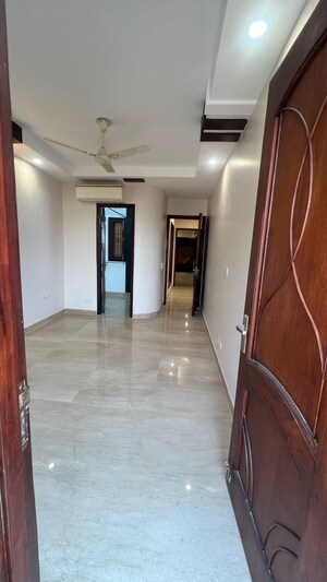 Building Lobby in 3 BHK Builder Floor at Shivalik Colony – for Rent