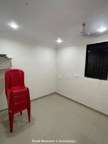 Living Room in 3 BHK Apartment at Santacruz West – for Rent