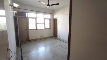 Room in 3 BHK Apartment at Devindar Vihar, Sector 56 – for Rent