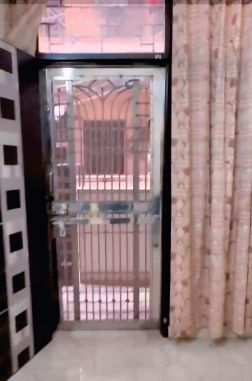 Furnished Amenities in 2 BHK Builder Floor at Old Rajinder Nagar – for Rent