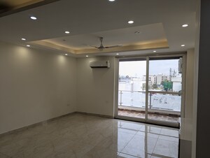 2 BHK Apartment For Sale in Smart World Orchard, Sector 61